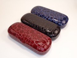 Футляр для очков захлопывающийся