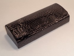 Футляр для очков на магните лак